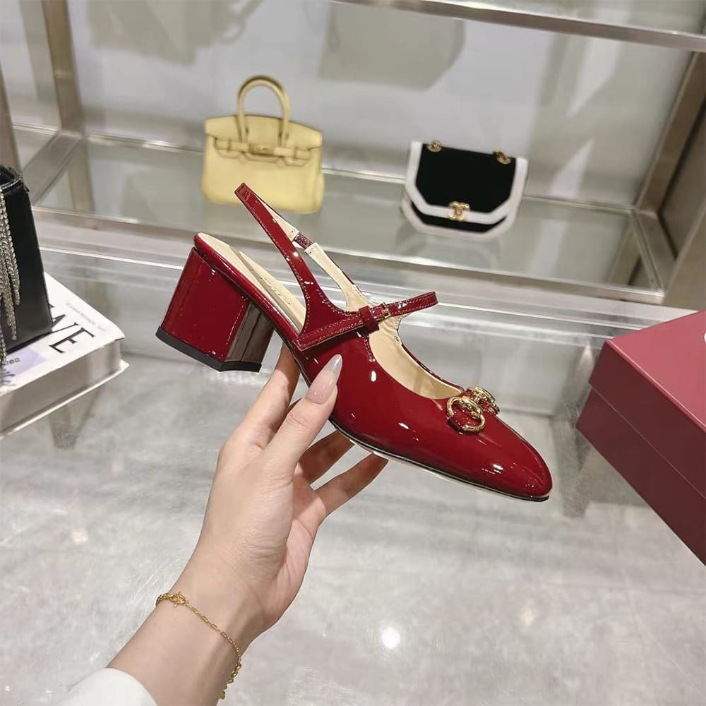 Gvc*1 Women’s Horsebit pump