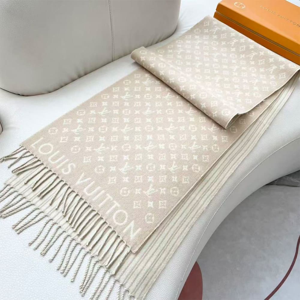 LV Scarf