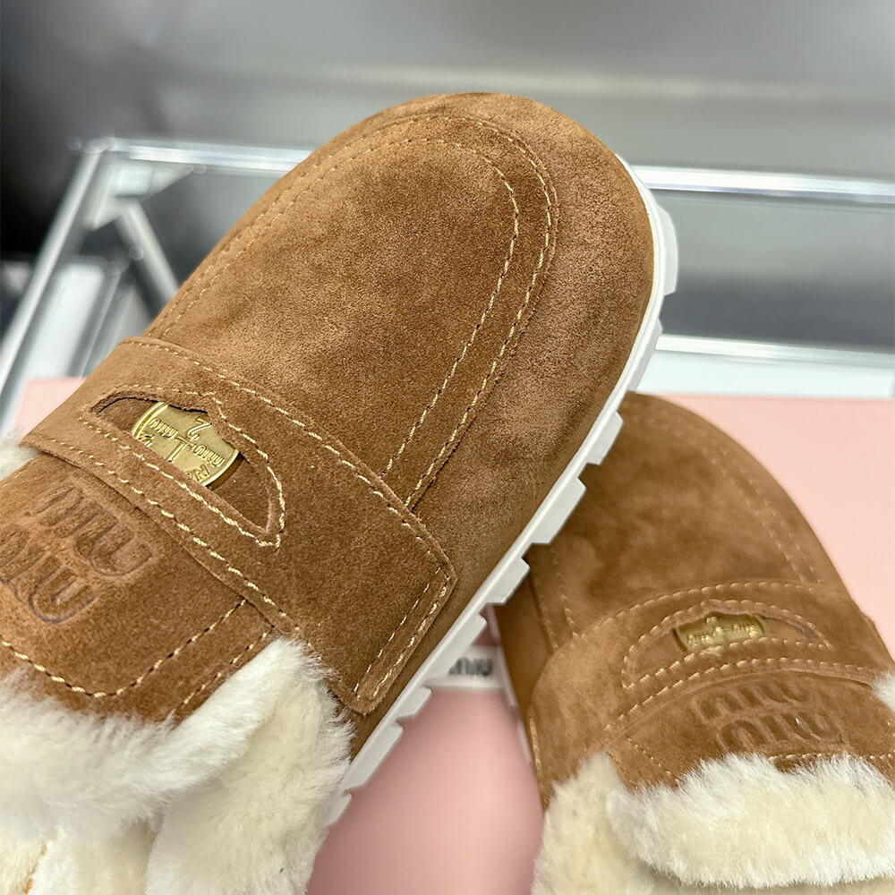 M1um1u Suede mules
