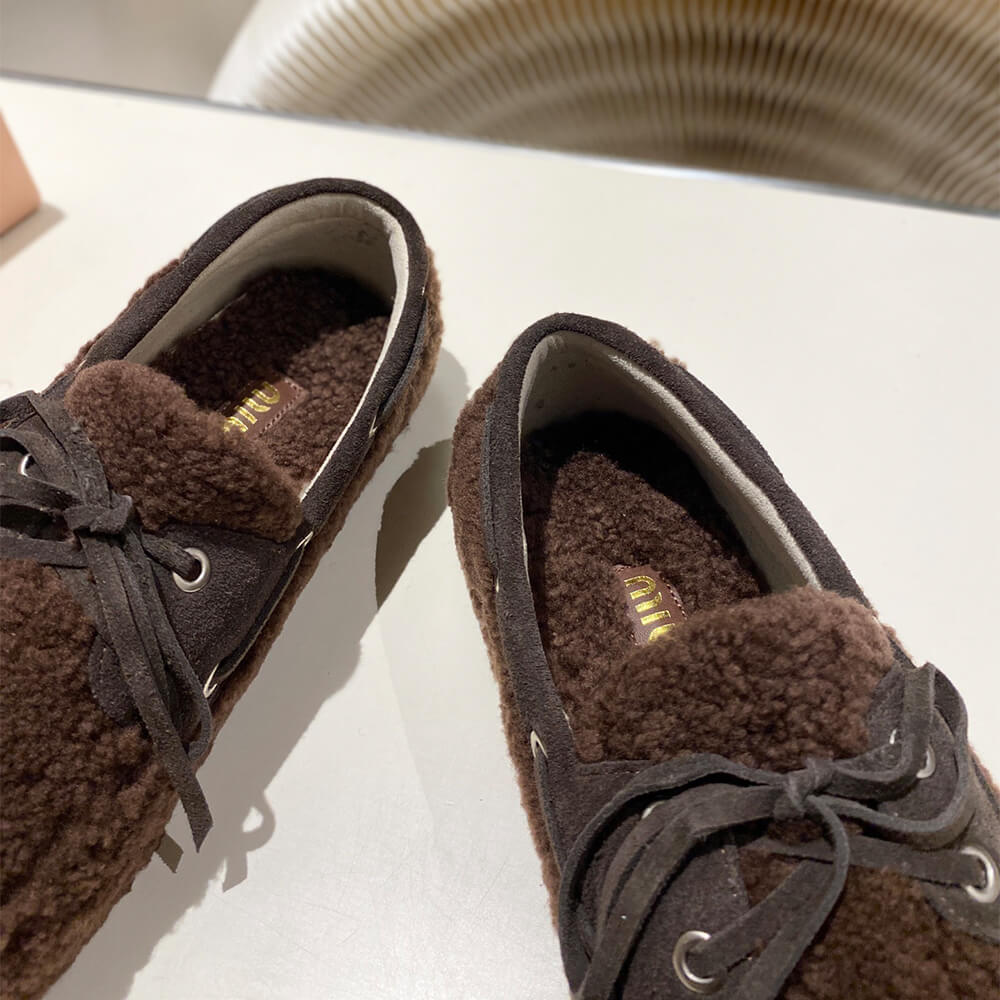 M1um1u Shearing loafers
