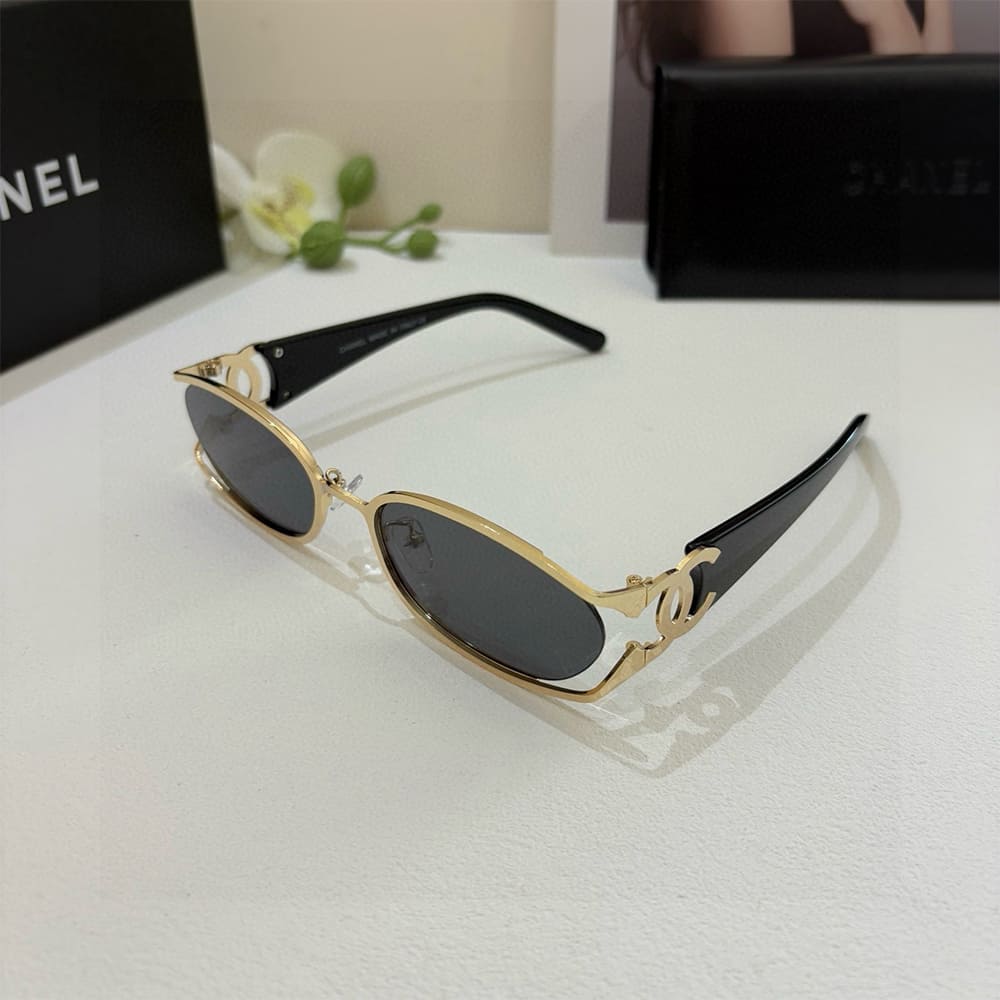 Ch**el SUNGLASSES