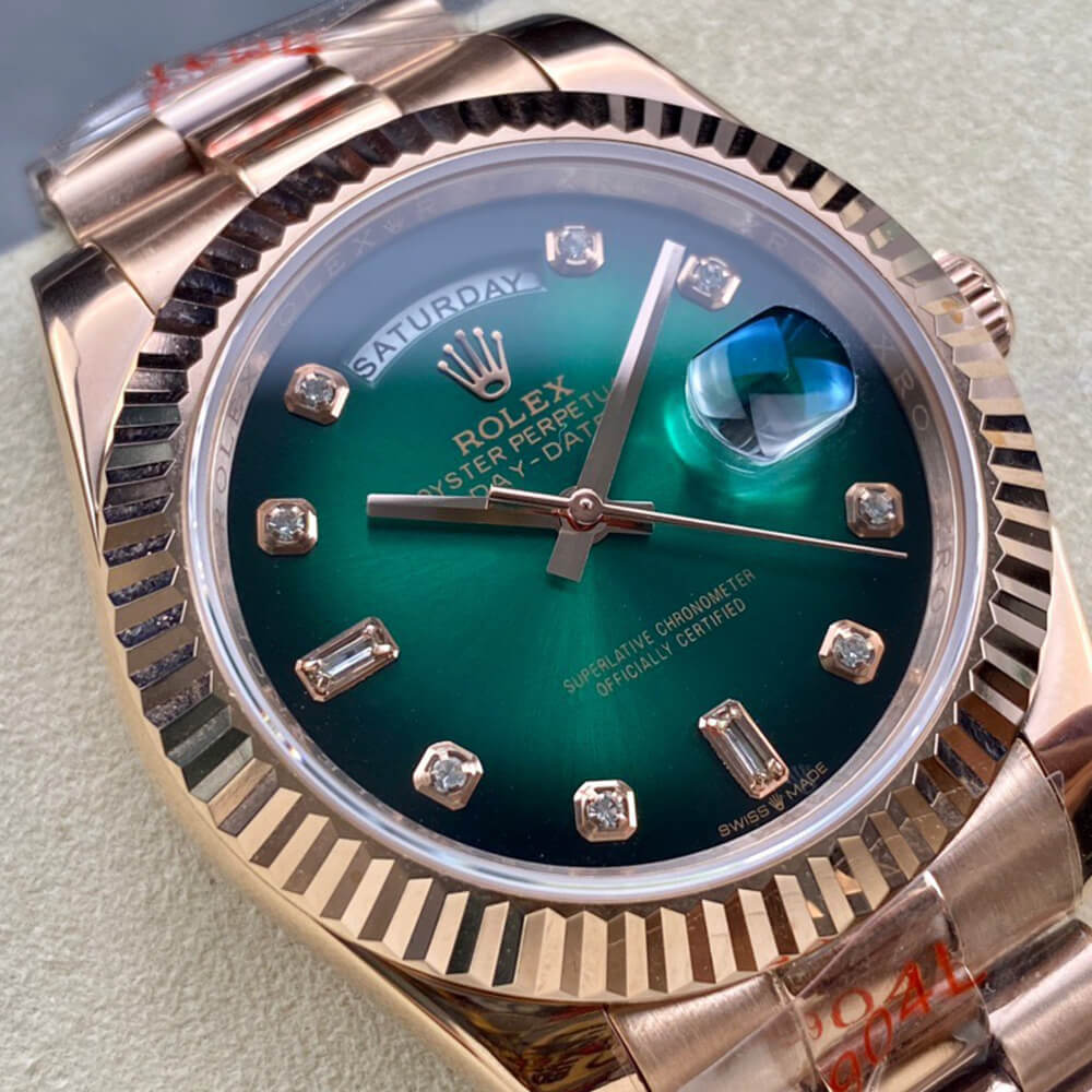 R01ex Day-Date 40