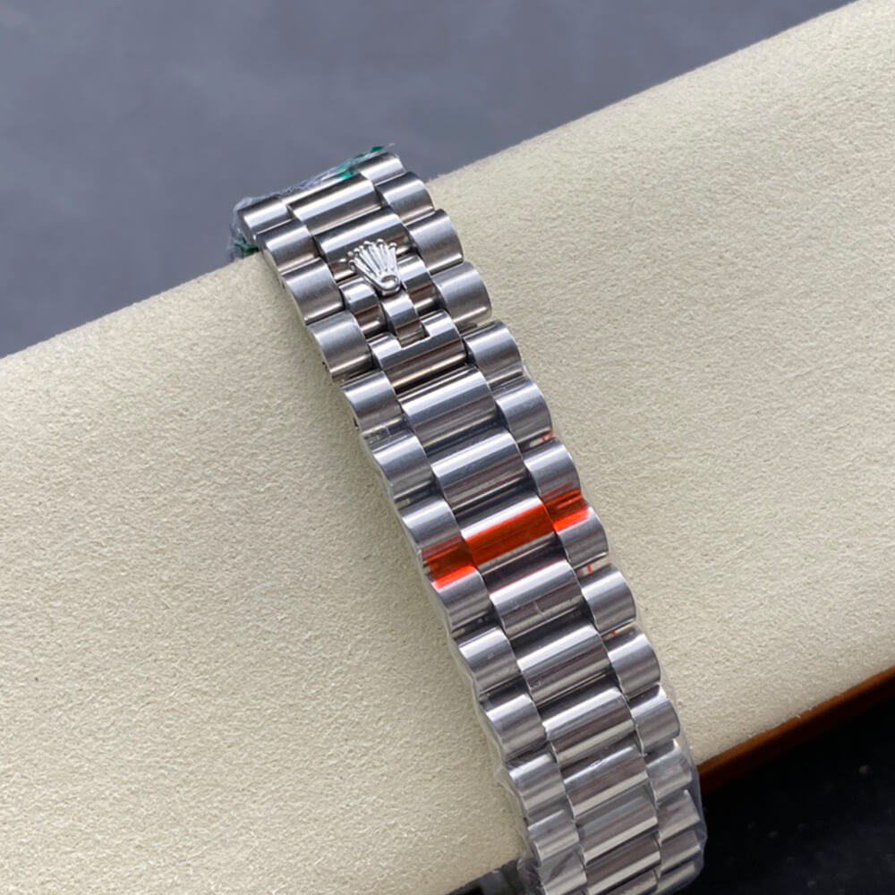 R01ex Day-Date 36